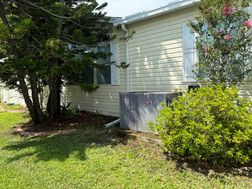 105 Bougenvilea Terrace a Parrish, FL Mobile or Manufactured Home for Sale